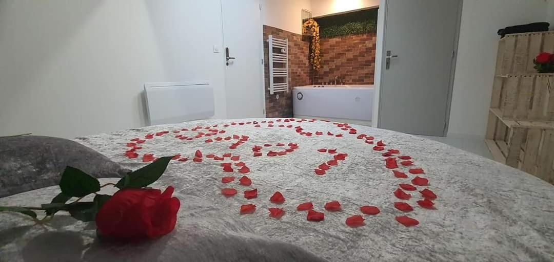 Love Rooms De La Presqu'Ile Saint-Vincent-de-Paul  Exteriör bild